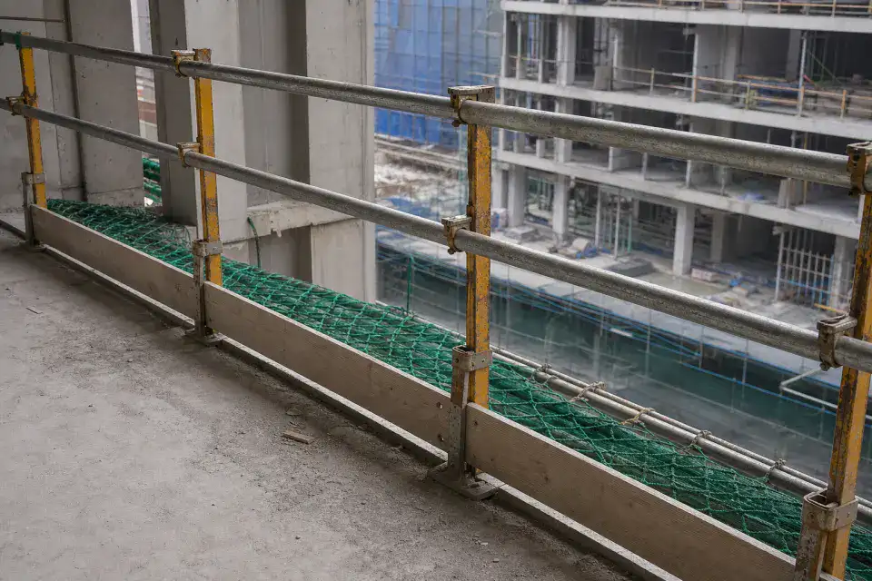 临时电缆跨通道保护节点示意图